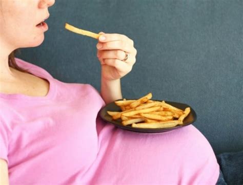 the most common pregnancy food cravings are salty foods
