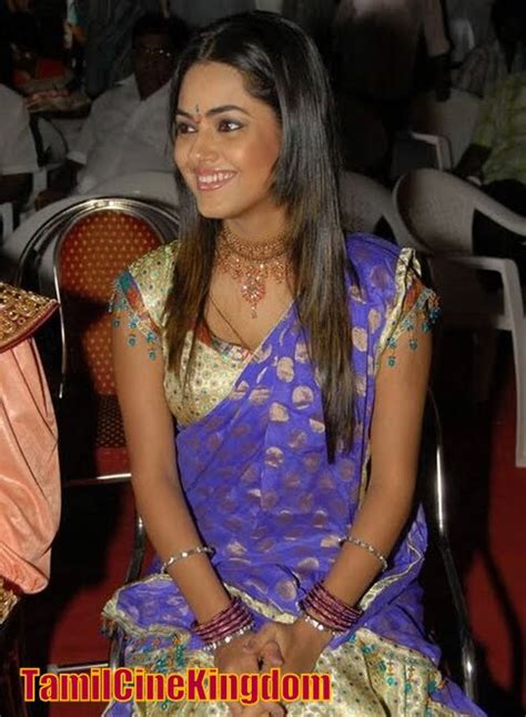 sexy tamil actress meera chopra in half saree photo gallery