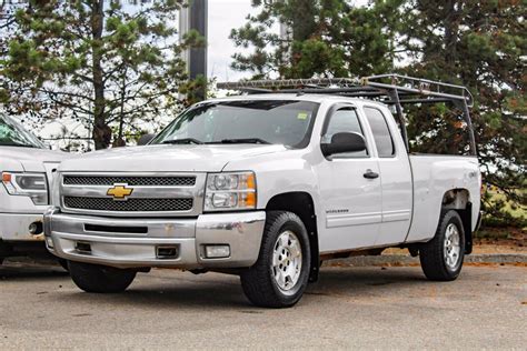 pre owned  chevrolet silverado  lt  wd extended cab pickup