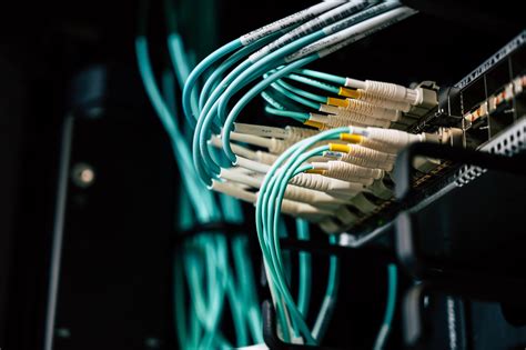jenis jenis kabel jaringan  komputer beserta kelebihan