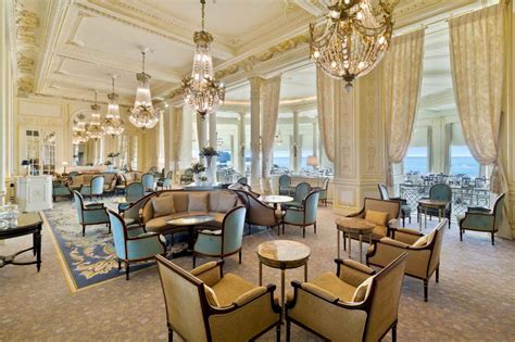 linterieur de lhotel du palais  biarritz apres sa renovation