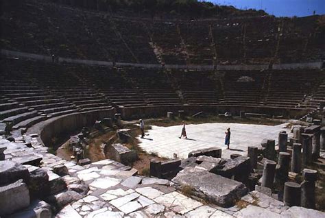 efeso turkey theatres amphitheatres stadiums odeons