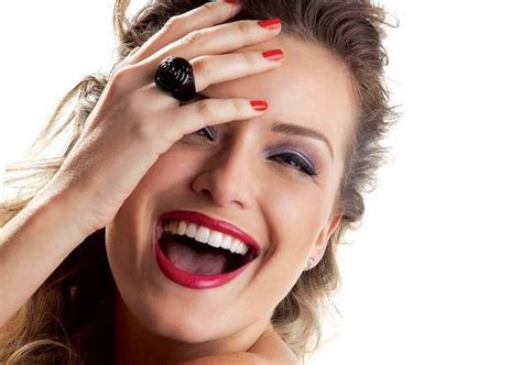 sorrir embeleza  faz bem   memoria moda feminices