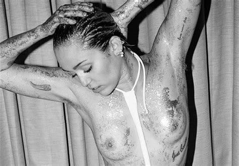 miley cyrus nude topless boobs tits glitter 2016 celebrity leaks scandals leaked sextapes