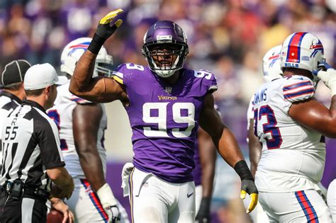 4 Pros And Cons To The Minnesota Vikings Paying Danielle Hunter Page 3