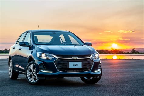 chevrolet onix  lt saiba    versao tem de melhor    falta