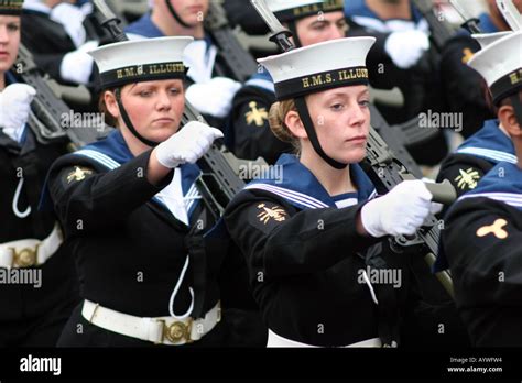 female sailors   royal navy hms illustrious strike carrier