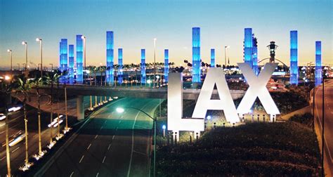 leave  airport  layovers  lax wheelchair travel