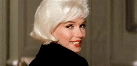 marilyn monroe gh find and share on giphy