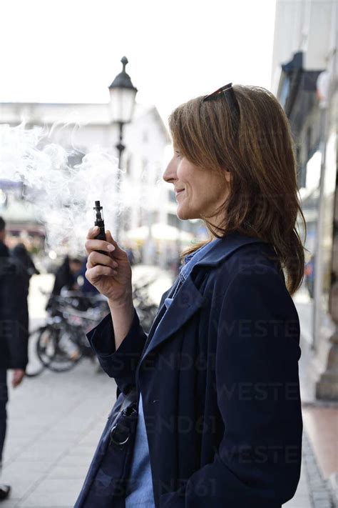 Mature Smoking Pics – Telegraph