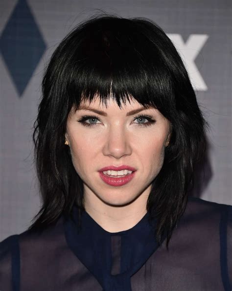 carly rae jepsen finds new audience with emotion