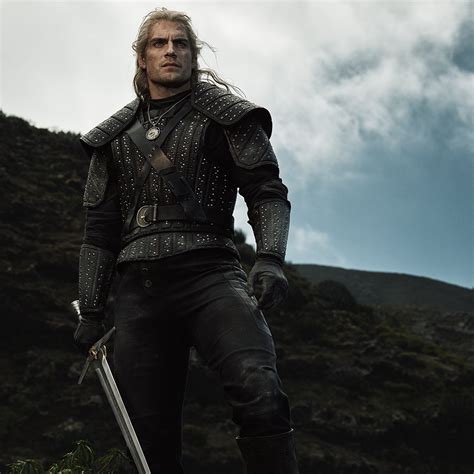 first look at geralt yennefer and ciri in the witcher netflix series