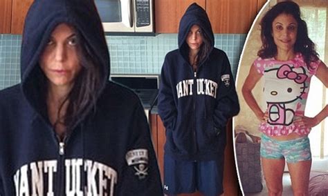 bethenny frankel responds to critics by wearing baggy men s clothing