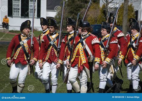 marching british redcoats editorial stock photo image
