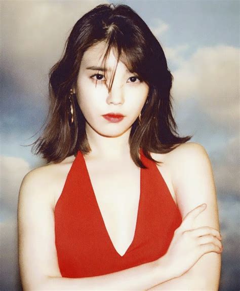 Hottest And Sexiest Pose From Singer Iu Daily Korean Celebrity Pictures