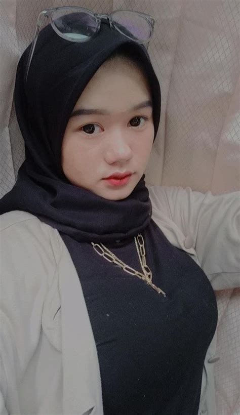 Pin Oleh Bhara Yunanta Di Bacol Hijab Chic Gaya Remaja Foto Gadis
