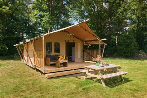 bungalowtent leeuw  persoons accommodatie beekse bergen