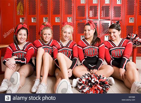 College Cheerleaders Locker Room – Telegraph