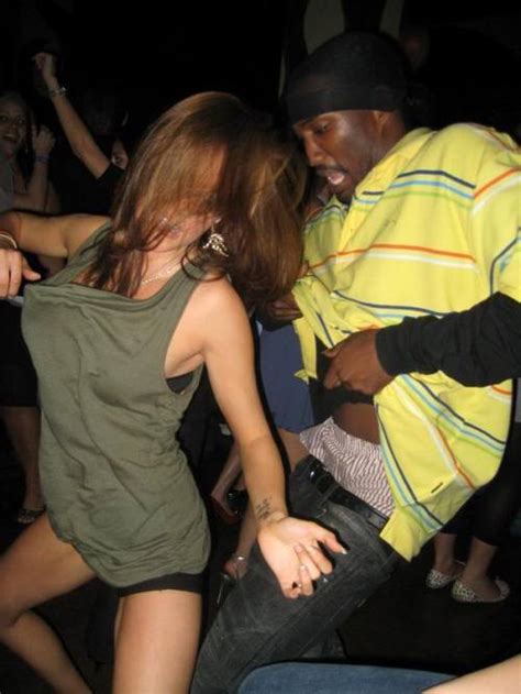sluts interracial club dancing mega porn pics