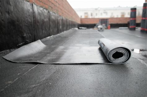 pros  cons  epdm rubber roofing  guide  akron businesses tema roofing services