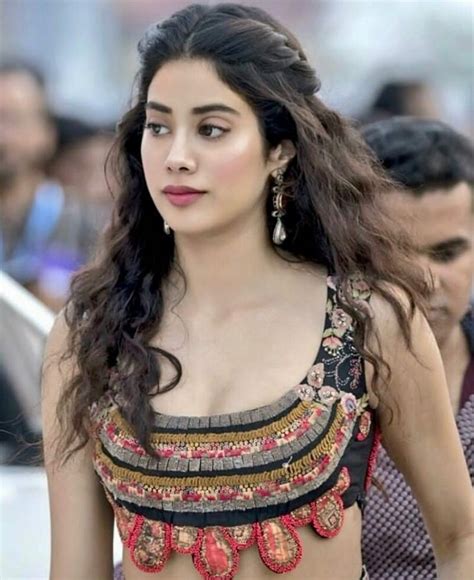 23 beautiful pictures of janhvi kapoor which prove she is replica of her mother sridevi