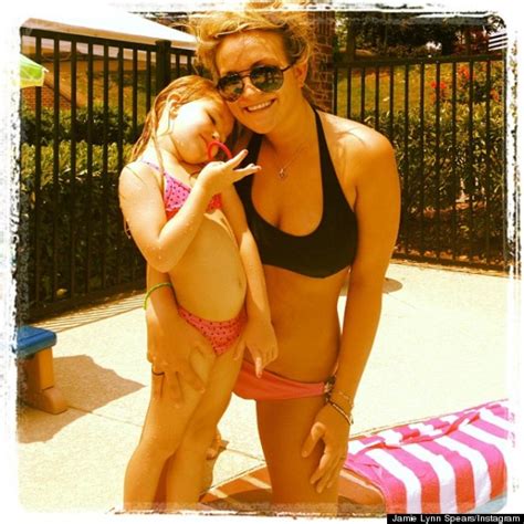 jamie lynn spears and daughter maddie pose poolside in bikinis photo huffpost