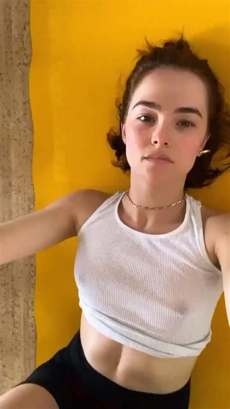 zoey deutch nipples of the day