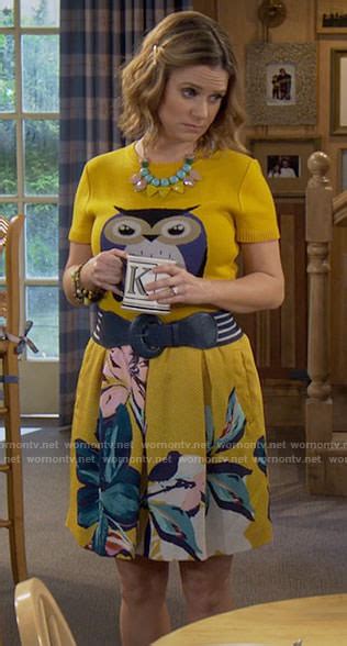 Wornontv Kimmy’s Yellow Owl Top On Fuller House Andrea Barber