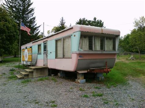 1950s Vintage 44 Mobile Home Trailer Camper No Wheels But Awesome