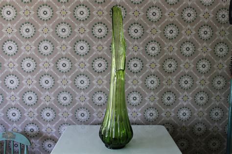 Long Stretch Glass Vase 26 1 2 Avocado Green Stretch Glass Vase