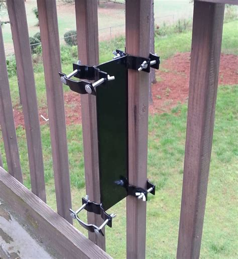 universal pole mount