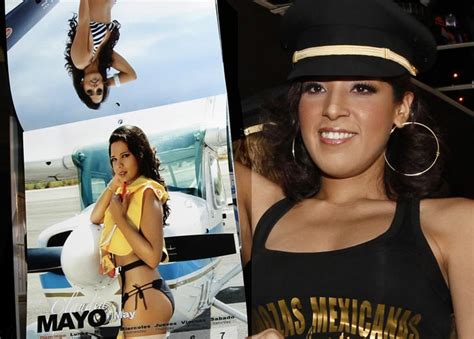 Jobless Mexican Stewardesses Launch Sexy Calendar