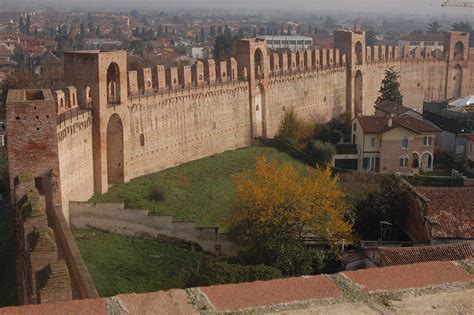 fortified city  cittadella italy reurope