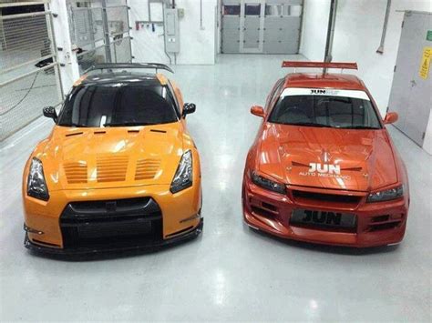 goldandbronze nissan gtr 35 and r34 japanese machines r34 gtr autos