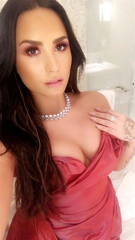 Demi Lovato Sexy 17 Photos  Thefappening