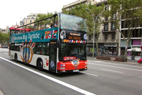 barcelona bus turistic beautiful places  barcelona  catalonia