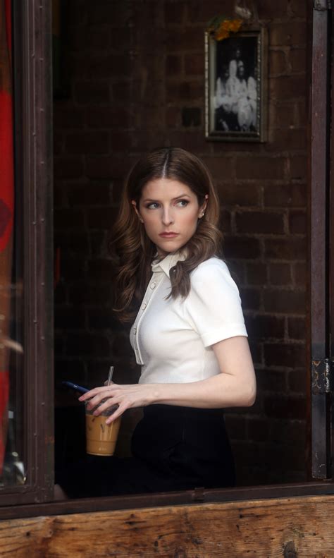anna kendrick filming hbo s ‘love life in nyc 3 13 20