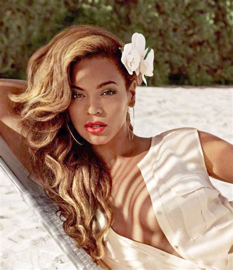 Beyonce’s Photo Shoot For Handm — Get Her Beachy Hair And Makeup