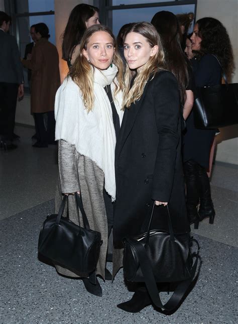 12 Photos Of The Olsen Twins Wearing Very Large Coats