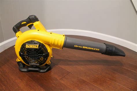 battery operated leaf blower  power equipment