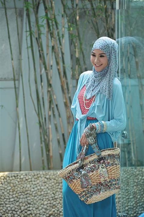 gaya hijab zaskia mecca gallery islami terbaru