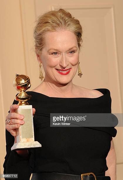 Meryl Streep Golden Globe Photos And Premium High Res Pictures Getty