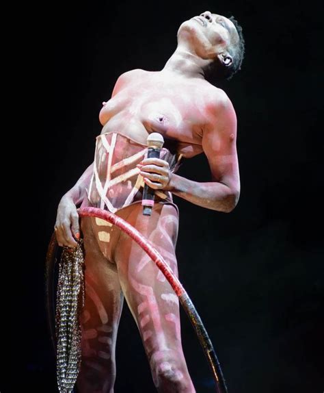 Grace Jones Flashes Boobs In Bizarre Bodypaint Outfit For