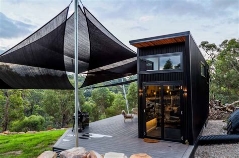 ultra modern thow  double loft spaces  blow