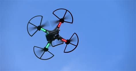 dont      drone  register    faa
