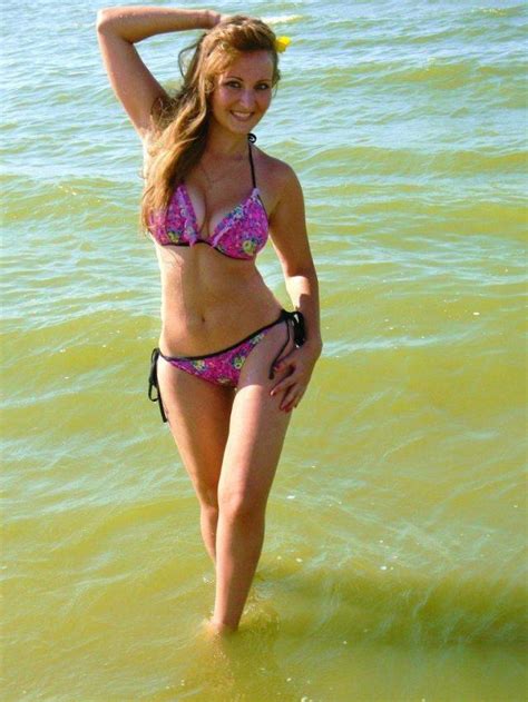 Girls In Bikinis Are A Hot Combination 53 Pics