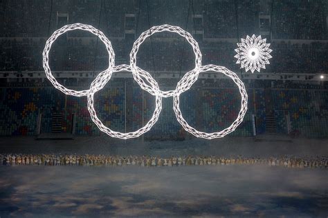 olympic rings fail spectacularly during sochi opening