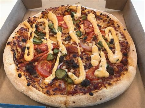dominos pizza almelo vincent van goghplein   restaurant reviews food delivery
