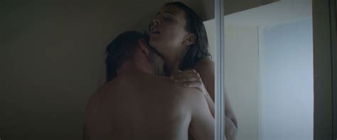 Nude Video Celebs Emily Ratajkowski Sexy Welcome Home 2018