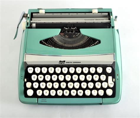 La Máquina De Escribir Y Sus Razones Para No Dejar De Usarla